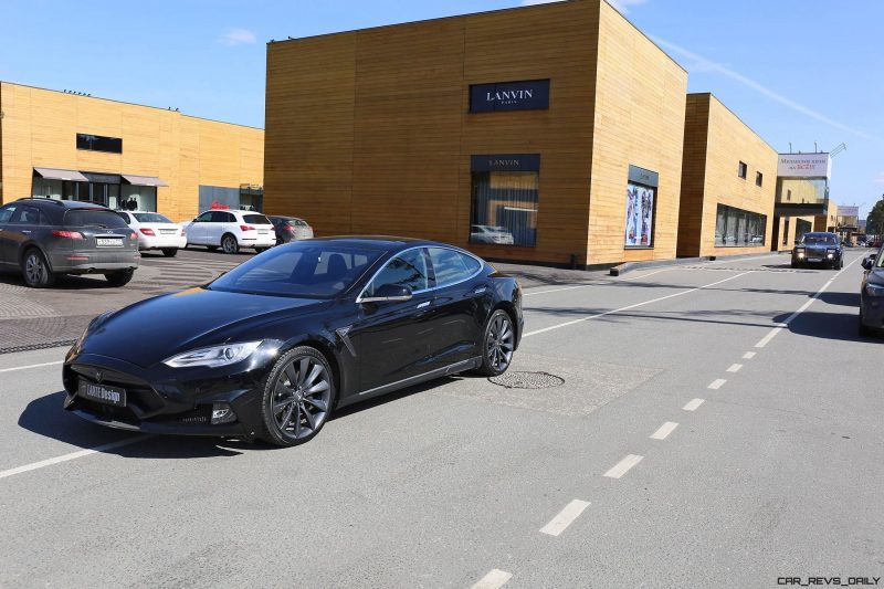 LARTE Design TESLA Model S P85D Elizabeta 36