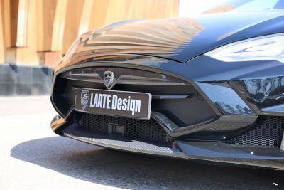 LARTE Design TESLA Model S P85D Elizabeta 63