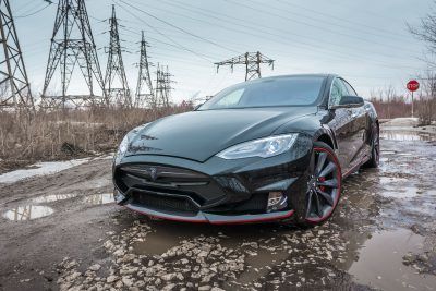 LARTE Design TESLA Model S P85D Elizabeta Redline 30