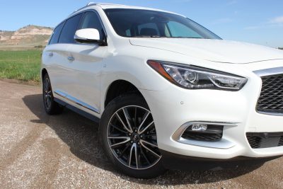 2016 Infiniti QX60  17