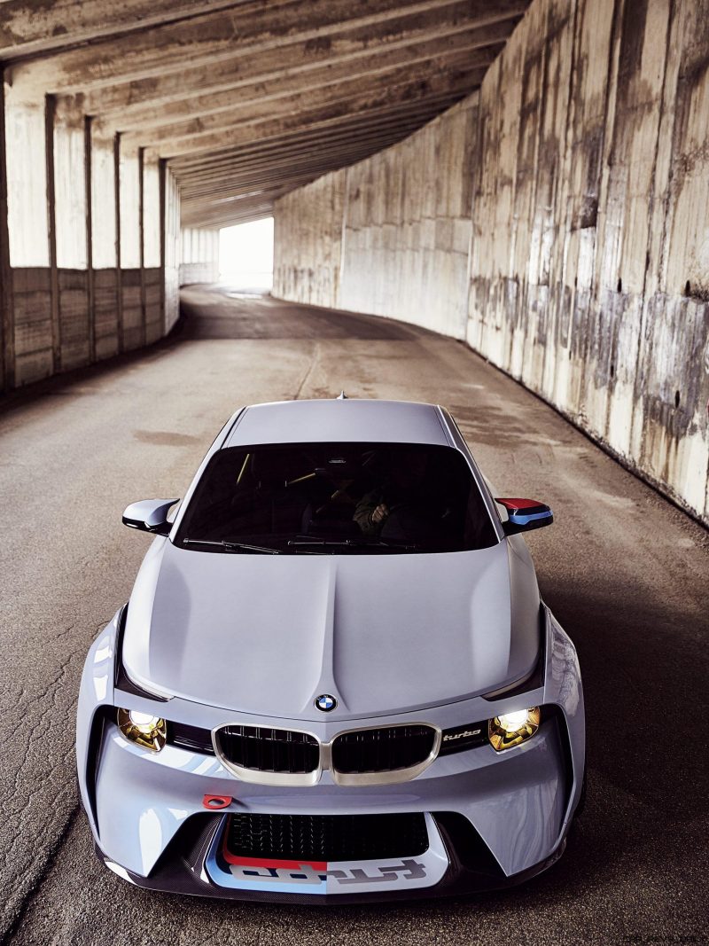 BMW 2002 Hommage 4