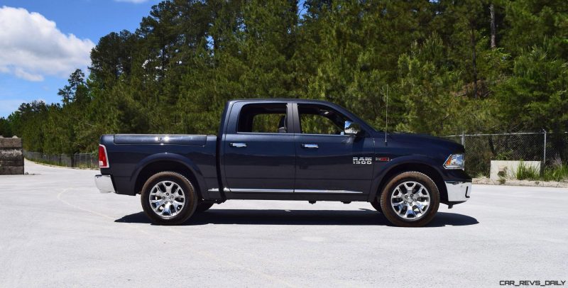 2016 RAM 1500 LIMITED EcoDiesel BLACK 14