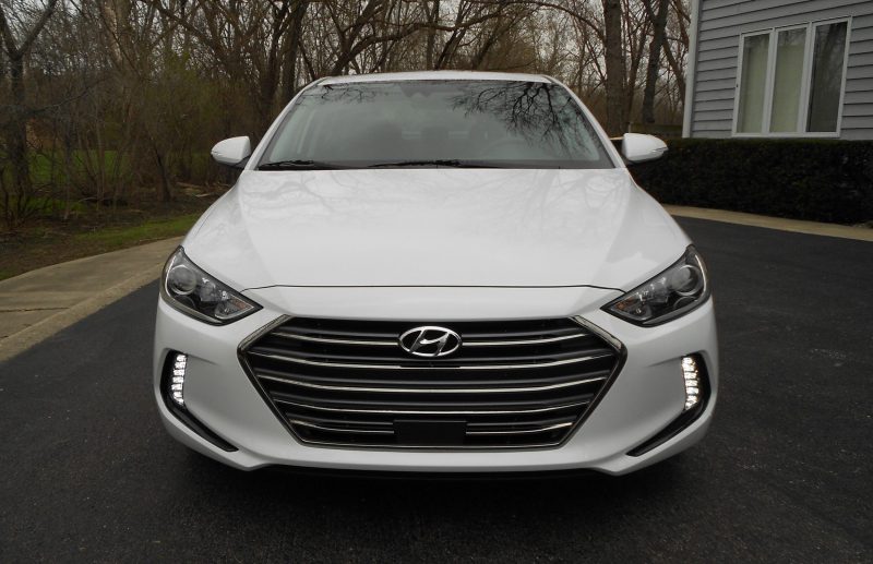 2017 Hyundai ELANTRA Limited 4