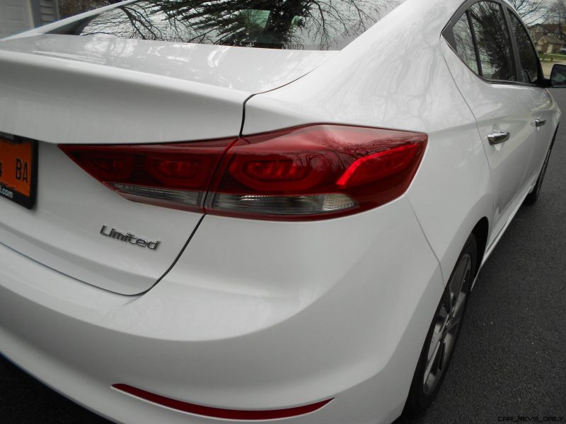 2017 Hyundai ELANTRA Limited 7