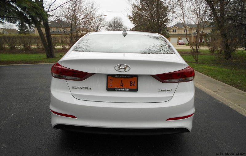 2017 Hyundai ELANTRA Limited 8