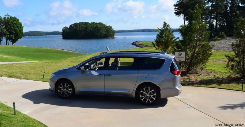 2017 Chrysler PACIFICA Limited- EXTERIOR 44