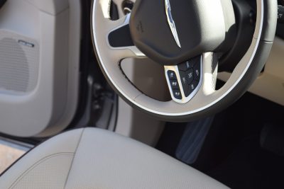 2017 Chrysler PACIFICA Limited- Interior 18