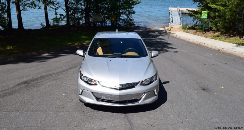 2017 Chevrolet VOLT Premier 10