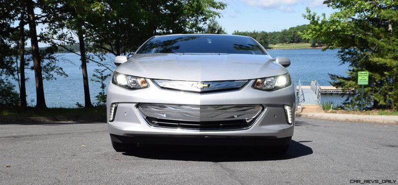 2017 Chevrolet VOLT Premier 21