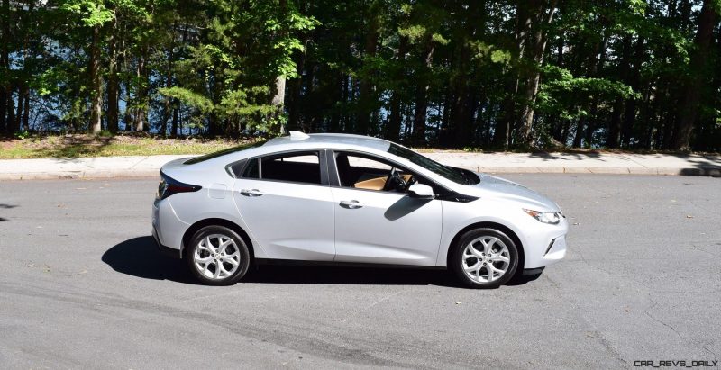 2017 Chevrolet VOLT Premier 3