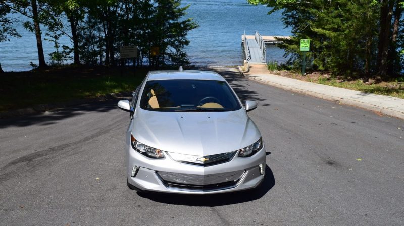 2017 Chevrolet VOLT Premier 9