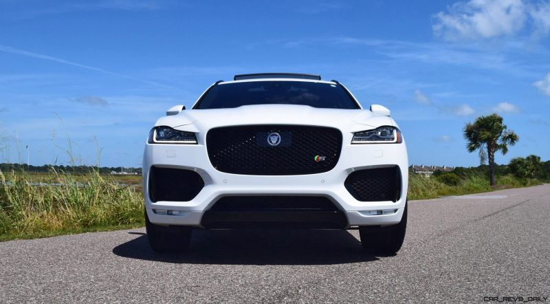 2017 Jaguar F-Pace S - White Exterior  12