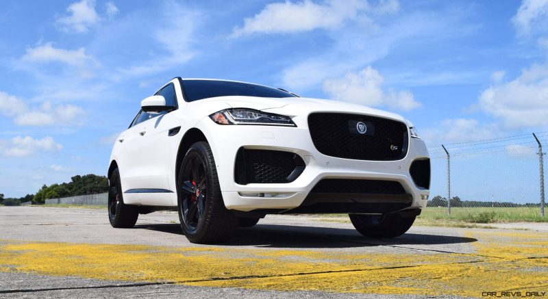 2017 Jaguar F-Pace S - White Exterior  125