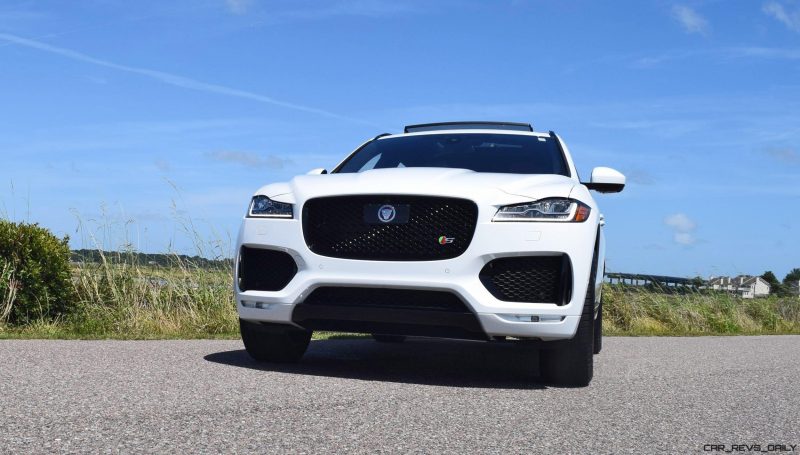 2017 Jaguar F-Pace S - White Exterior  22