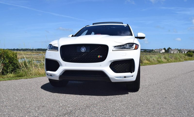 2017 Jaguar F-Pace S - White Exterior  27