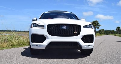 2017 Jaguar F-Pace S - White Exterior  30