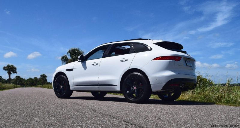 2017 Jaguar F-Pace S - White Exterior  35