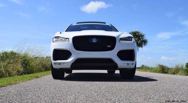 2017 Jaguar F-Pace S - White Exterior  58