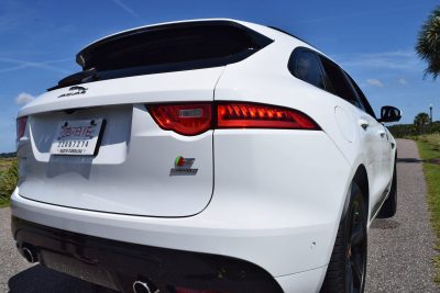 2017 Jaguar F-Pace S - White Exterior  82