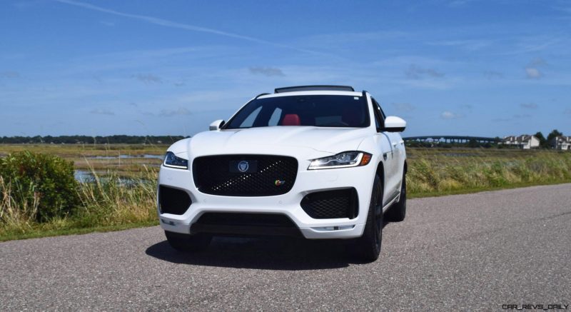 2017 Jaguar F-Pace S - White Exterior  9