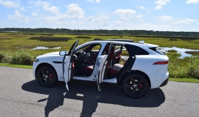 2017 Jaguar F-Pace S - White Exterior  92