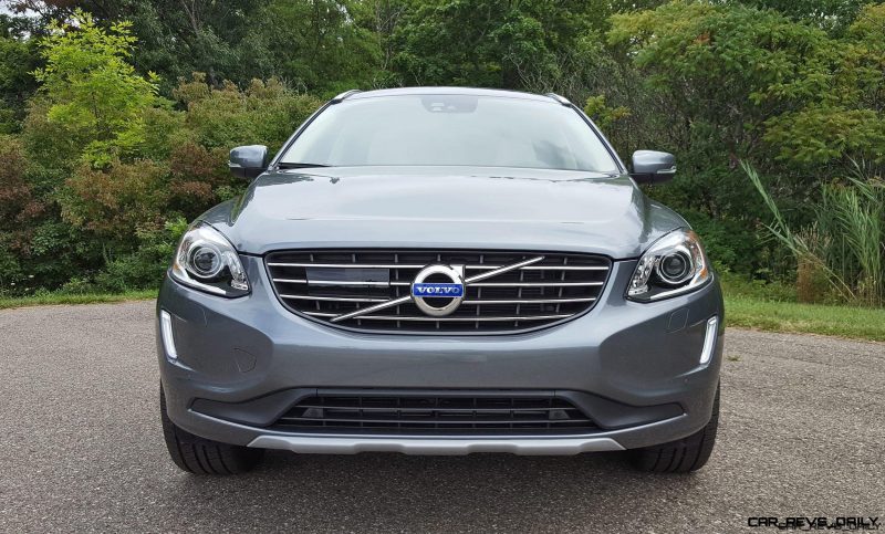 2017 Volvo XC60 Exterior 2