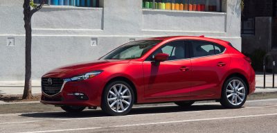 2017_Mazda3_03