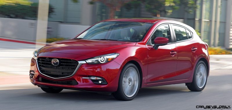 2017_Mazda3_18