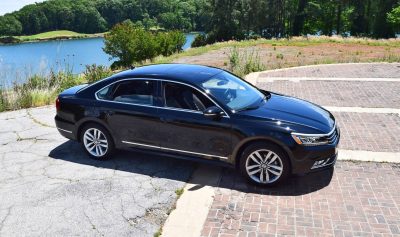 2016 VW Passat SEL 17