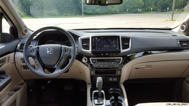 2017 Honda Ridgeline AWD RTL-E 16