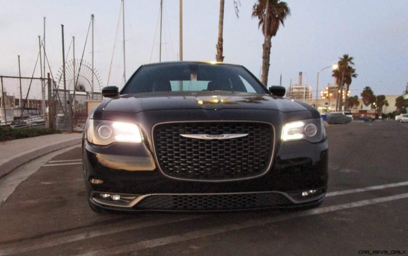 2016-chrysler-300s-1