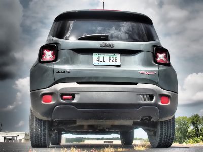 2016-jeep-renegade-trailhawk-review-25