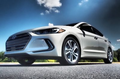 2017-hyundai-elantra-limited-road-test-review-by-lyndon-johnson-1