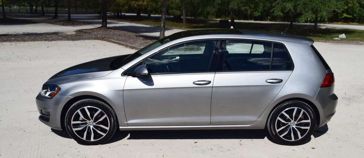 2016 VW Golf TSI SE - HD Road Test Review + Video