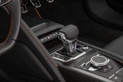 Audi R8 V10 Plus Exclusive Edition Interior (shifter)