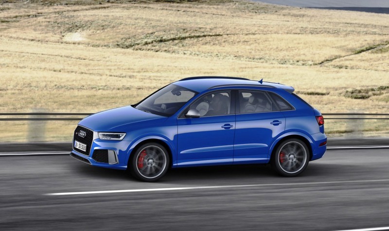 2017 Audi RS Q3 Performance 12