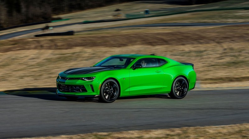 2017-Chevrolet-Camaro-1LE-007