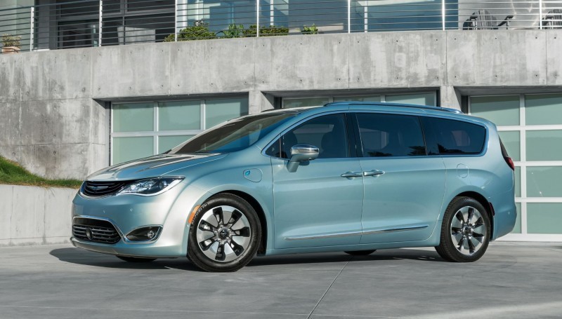 2017 Chrysler PACIFICA 21