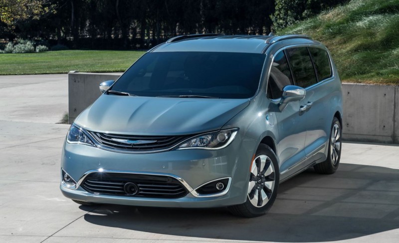 2017 Chrysler PACIFICA 22