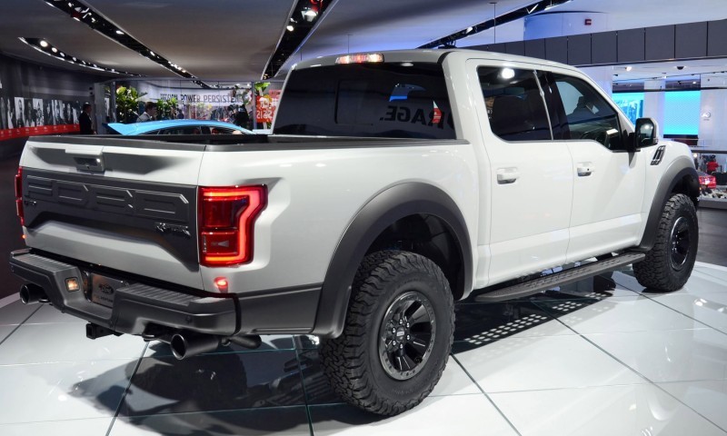 2017 Ford F-150 RAPTOR Supercrew 3