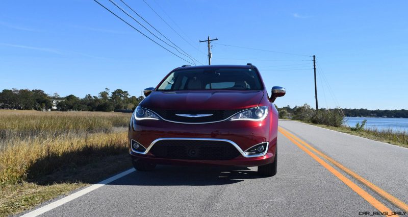 2017 Chrysler Pacifica 1