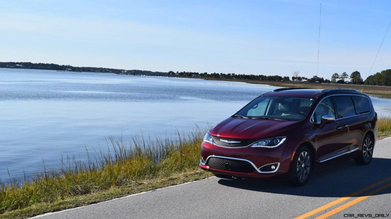 2017 Chrysler Pacifica 7