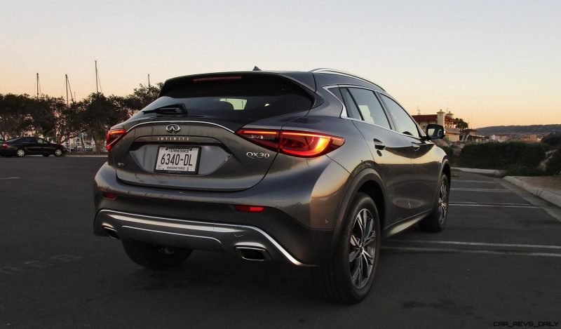 2017 Infiniti QX30 14