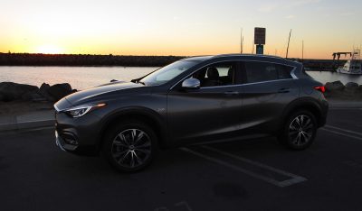 2017 Infiniti QX30 18