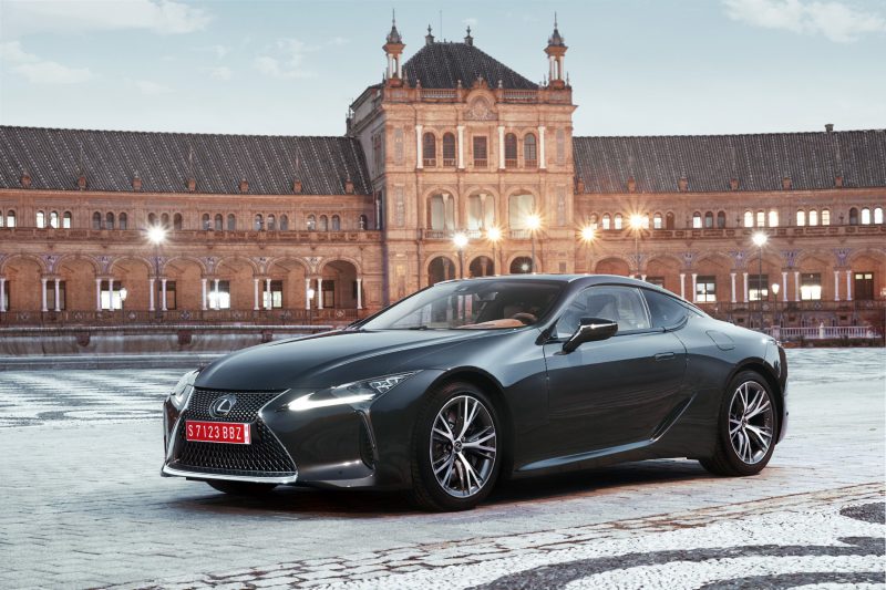 2018_Lexus_LC_500_001_227805E517EA2F447E39B10F627BC86290D57D5E(1)