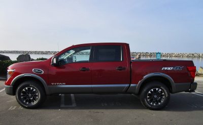 2017 Nissan TITAN Pro-4X V8 - Exterior Photos - By Ben Lewis 12