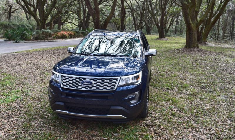 2017 Ford Explorer PLATINUM Exterior 31