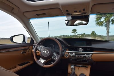 2017 Lexus ES350 Interior 7