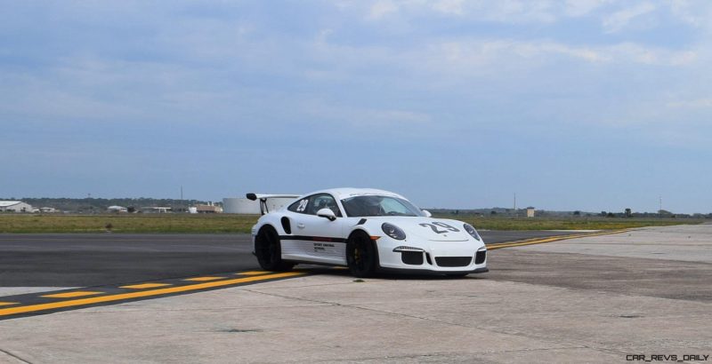 2017 Porsche 911 GT3RS 21