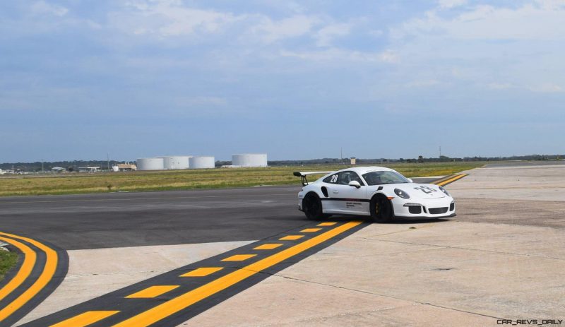 2017 Porsche 911 GT3RS 4